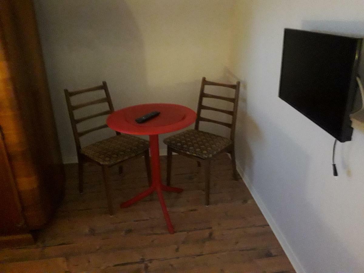Zimmervermietung St.Wendel St. Wendel Buitenkant foto